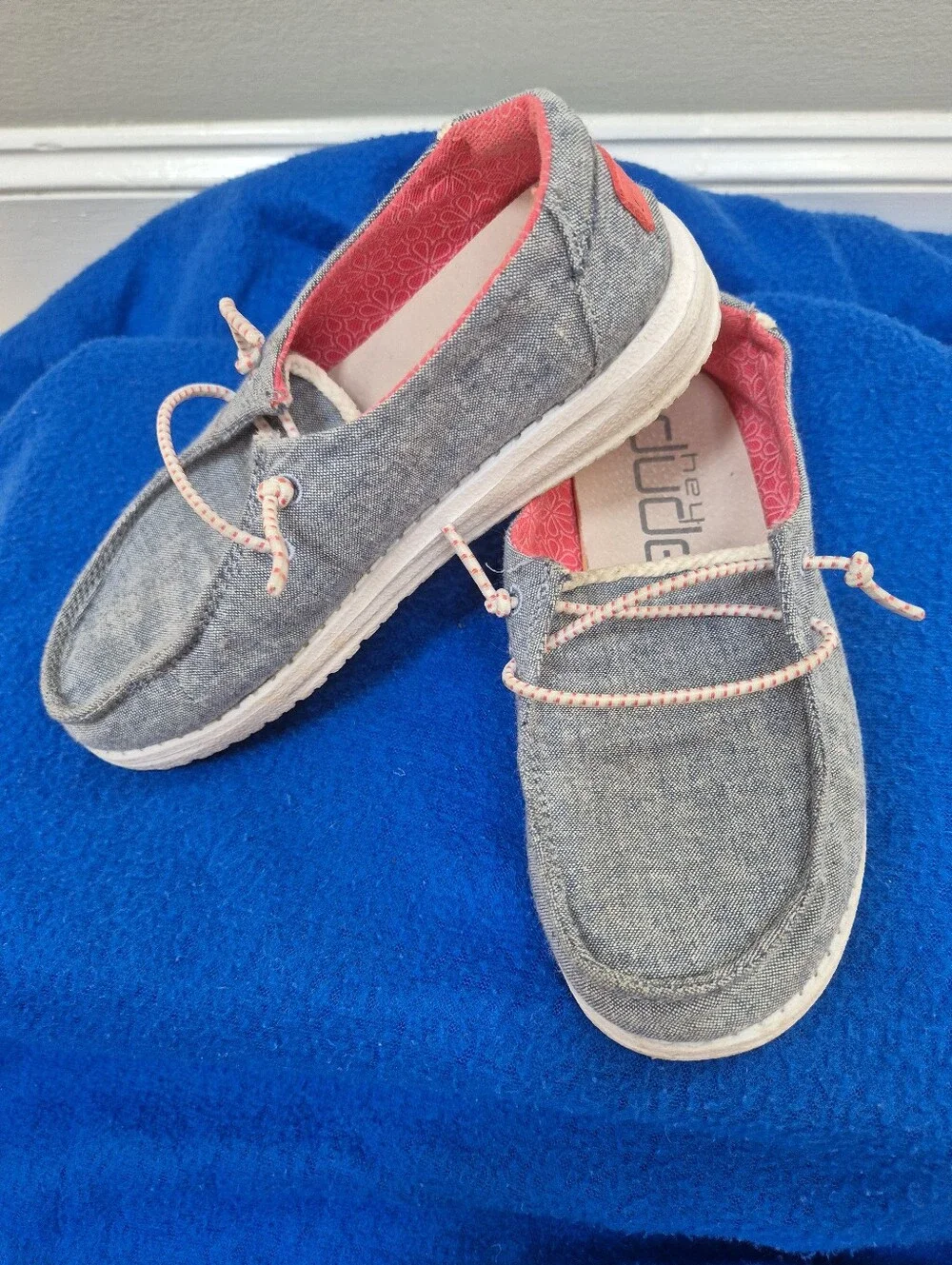 Hey Dude Wendy Chambray Youth Size 12 Kids Grey Pink Chambray EUC